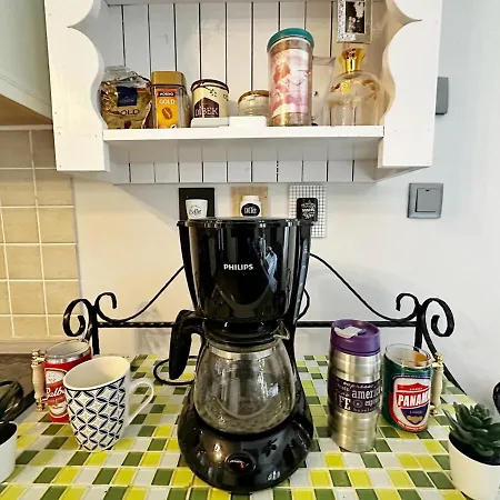 Cheerful And Cozy With Pool And Fireplace *