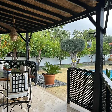 度假居 Cheerful And Cozy With Pool And Fireplace Athalassa