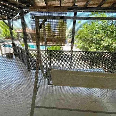 Cheerful And Cozy With Pool And Fireplace * Athalassa