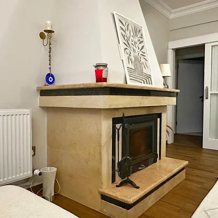 펜션 Cheerful And Cozy With Pool And Fireplace Athalassa