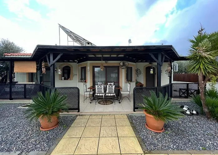 Cheerful And Cozy With Pool And Fireplace Prázdninový dům