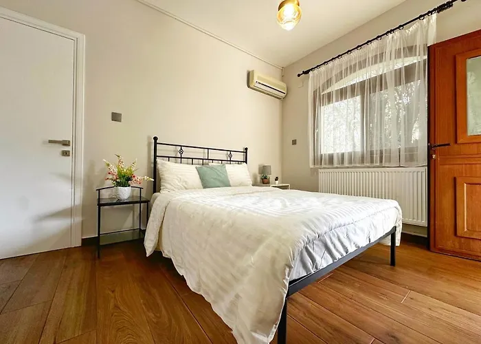 Cheerful And Cozy With Pool And Fireplace Prázdninový dům